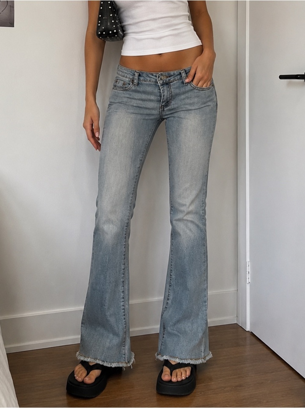Y2K Low Rise Flare Jeans Light Wash Raw Hem aprox. 28 Stretchy Boho Night Out
